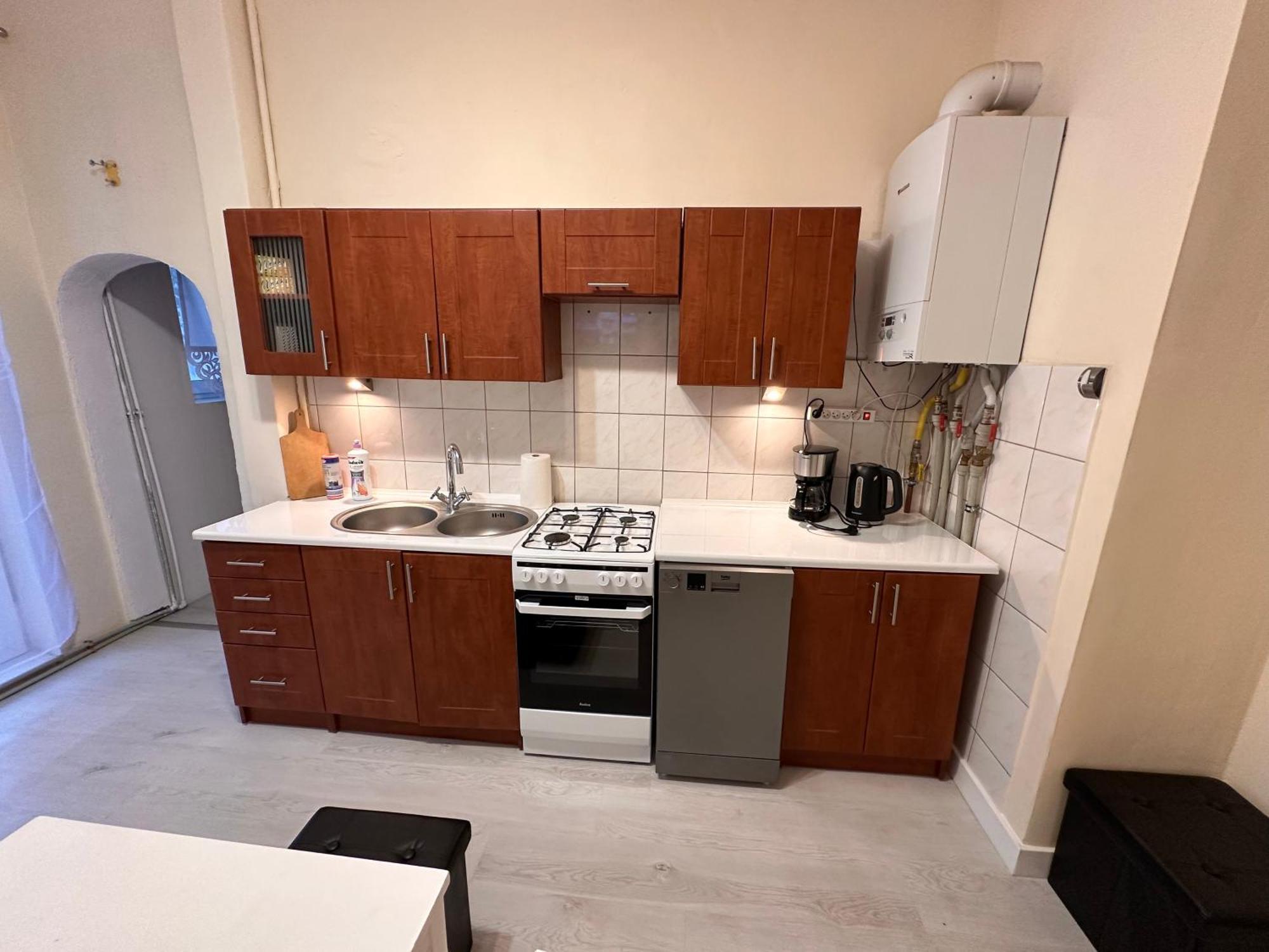 Apartamenty Ktw Central Station คาโตวีตเซ ภายนอก รูปภาพ