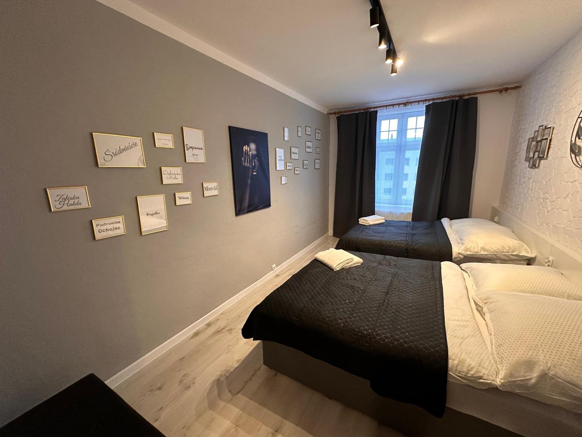 Apartamenty Ktw Central Station คาโตวีตเซ ภายนอก รูปภาพ